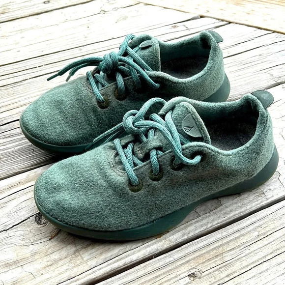 Women’s AllBirds Wool Runners - Picture 1 of 9